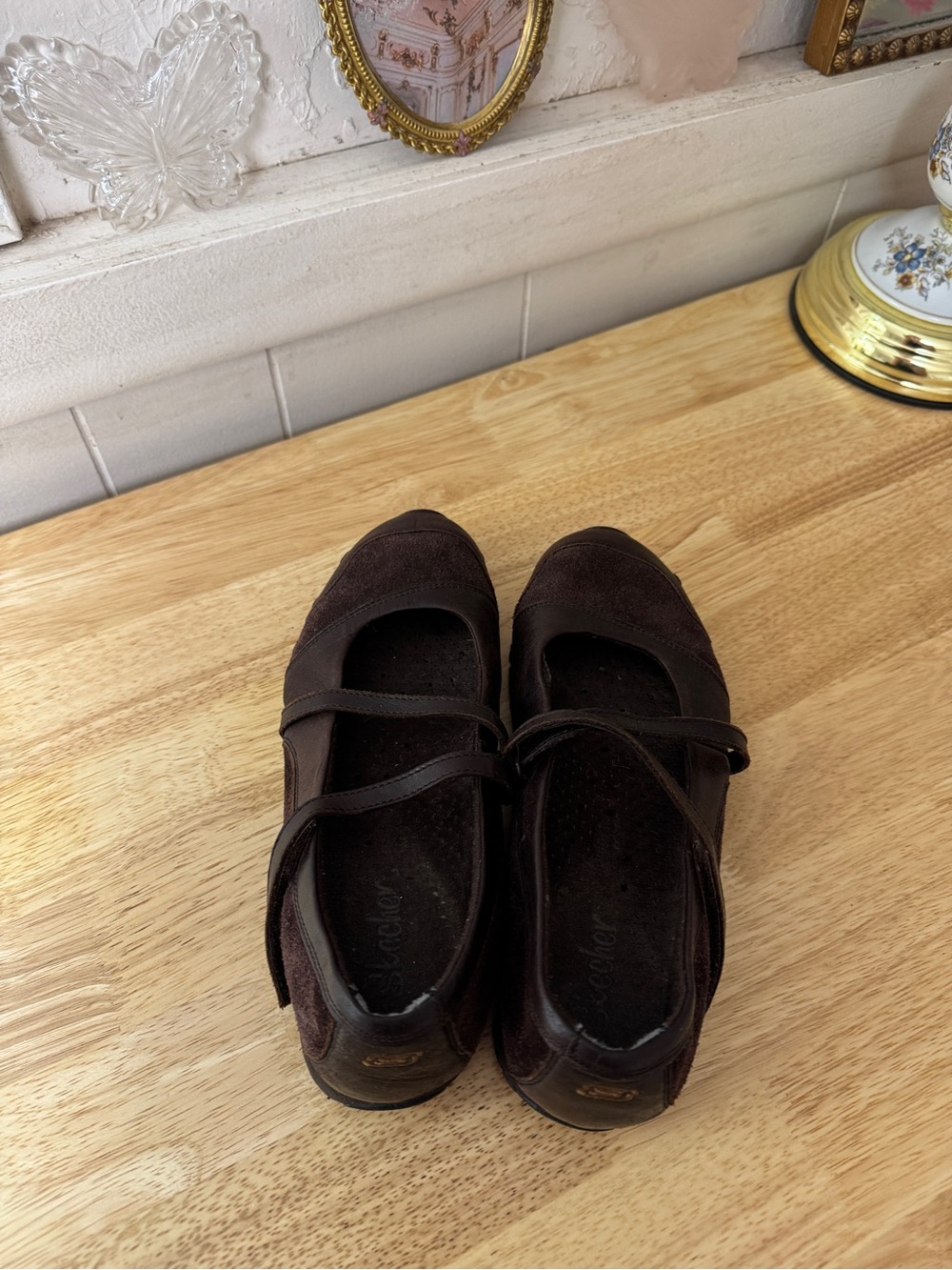 2000’s Skechers Brown Suede Leather Mary Jane Sneakers Size 7 Whimsy Indie Fall - Picture 3 of 12